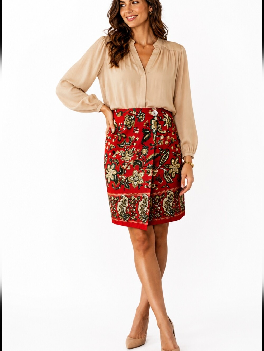 HW New York Womens Red Floral Wrap Skirt 10 Buttons Closure NEW